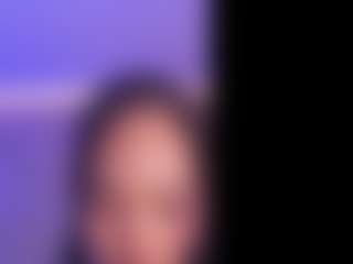 Live-Cam-Show mit bss-naia - Ebony Squirt auf Camsoda