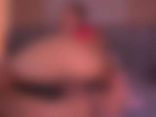 Live cam show with bss-naia - Latina Petite on CamSodaAdn | colombia