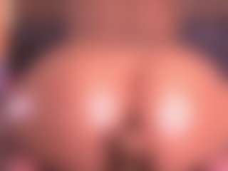 Live cam show with bss-naia - BBW Ebony on CamClone