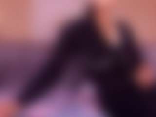 Live cam show with bss-naia - Ebony on Camsoda | colombia