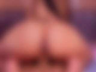 Live cam show with bss-naia - Bedroom Ebony on SpankPalCams