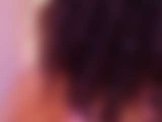 Live cam show with bss-naia - Ebony Petite on Hubzter Live