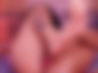 Show live cam dengan bss-naia - Black Shaved Pussy di Camsoda