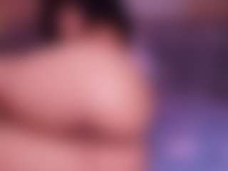 Live cam show with bss-naia - Black Petite on Porn Luv