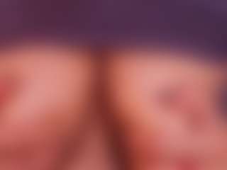 Live cam show with bss-naia - Black Petite on Hubzter Live