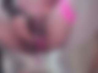 superslutuk's Live Sex Cam Show