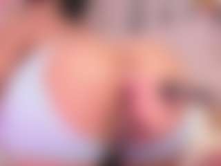 Tiffaannyyy's Live Sex Cam Show