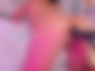 Tiffaannyyy's Live Sex Cam Show