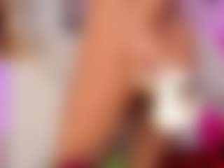 Tiffaannyyy's Live Sex Cam Show