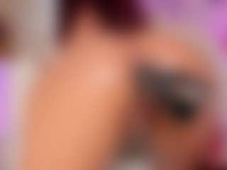 Tiffaannyyy's Live Sex Cam Show