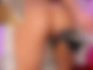 Tiffaannyyy's Live Sex Cam Show