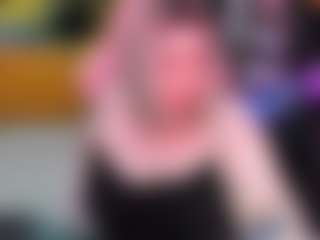 Live cam show with Softie-Sofy - Green Eyes on Fit Hotties