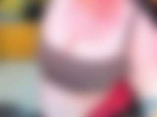 Live cam show with Softie-Sofy - Green Eyes on realtime-chat