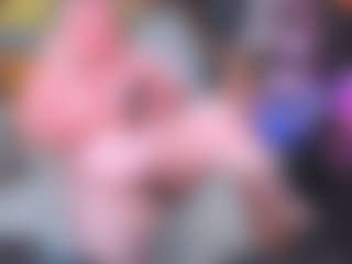 Live cam show with Softie-Sofy - Green Eyes on Milfs Live