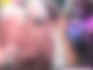 Live cam show with Softie-Sofy - Red Hair Young Adult on Mixed Magazine Live