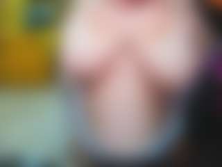 Live cam show with Softie-Sofy - Green Eyes on Pornisteam.com