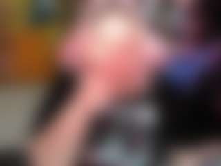 Live cam show with Softie-Sofy - Hairy Pussy on SquirtSoMuch