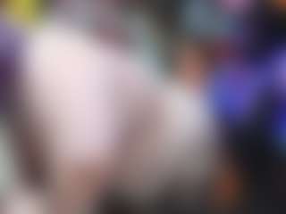 Live cam show with Softie-Sofy - Thick on Strip Flash - Live Sex Shows