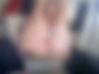 2tightwhite's Live Sex Cam Show