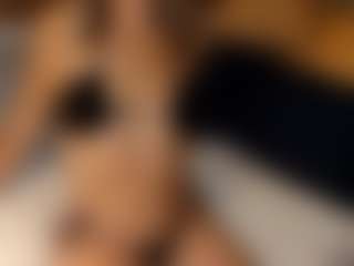 2tightwhite's Live Sex Cam Show