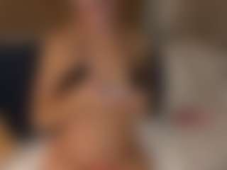2tightwhite's Live Sex Cam Show