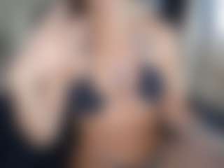 2tightwhite's Live Sex Cam Show