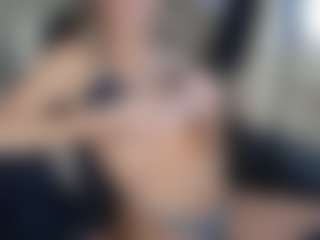 2tightwhite's Live Sex Cam Show