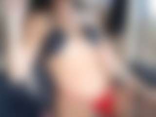 Live cam show with 2tightwhite - Fingering MILF on Hubzter Live