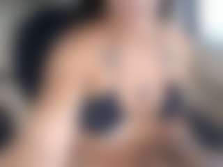 2tightwhite's Live Sex Cam Show