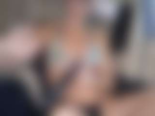 2tightwhite's Live Sex Cam Show