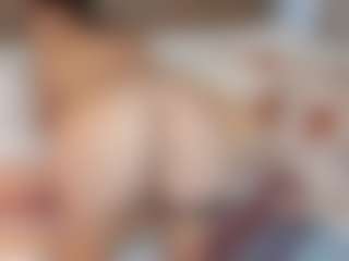 2tightwhite's Live Sex Cam Show