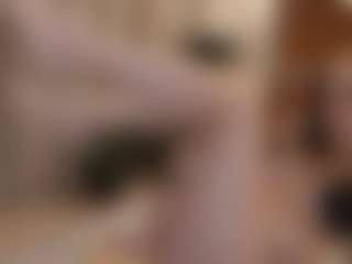 2tightwhite's Live Sex Cam Show