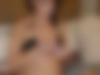 2tightwhite's Live Sex Cam Show