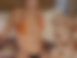 2tightwhite's Live Sex Cam Show
