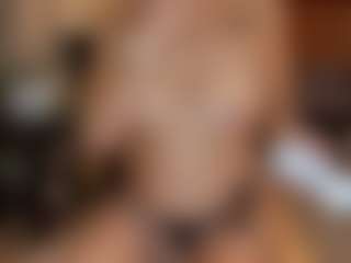 2tightwhite's Live Sex Cam Show