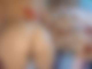 2tightwhite's Live Sex Cam Show