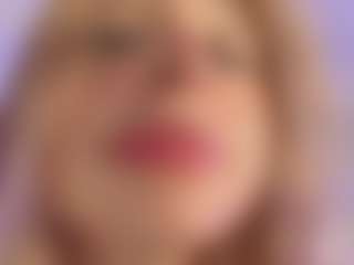 SOFLYCUTEFACE's Live Sex Cam Show