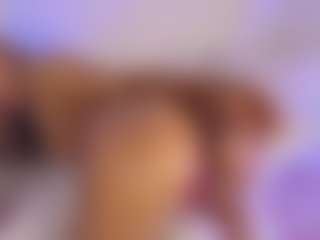 Live cam show with SOFLYCUTEFACE - Petite on AdultVida.com