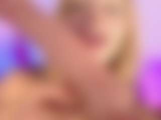 SOFLYCUTEFACE's Live Sex Cam Show