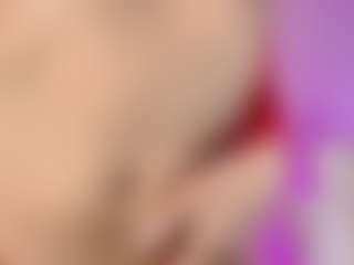 SOFLYCUTEFACE's Live Sex Cam Show