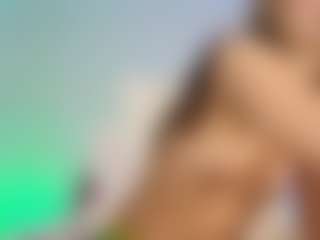 Live cam show with SOFLYCUTEFACE - Pornstar Cosplay on Hubzter Live