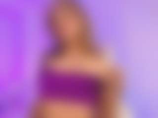Live cam show with SOFLYCUTEFACE - Blonde Hair Petite on sexylive.show