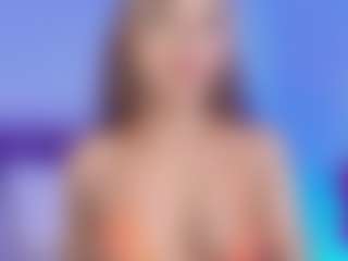 Live cam show with SOFLYCUTEFACE - Blonde Hair Petite on friskycurves.com