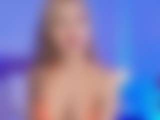 Live cam show with SOFLYCUTEFACE - Foot Fetish Blonde Hair on dropp.cam