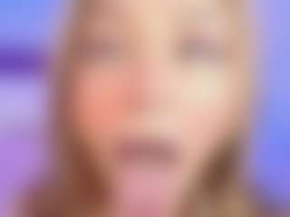 SOFLYCUTEFACE's Live Sex Cam Show