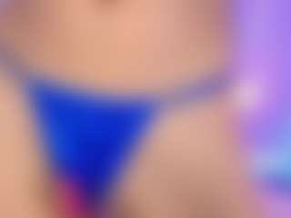 Live cam show with SOFLYCUTEFACE - Spank on Camsoda