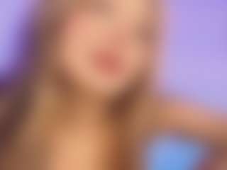 Live cam show with SOFLYCUTEFACE - Fingering on Camsoda