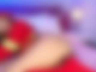 Live cam show with SOFLYCUTEFACE - Double Penetration on Gym Cam Girls