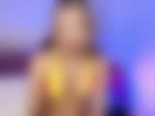 Live cam show with SOFLYCUTEFACE - Blonde Hair Petite on xplaylive.com