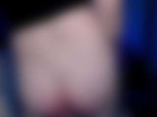 Live cam show with moonsweetkity - Tease on Cam Slut